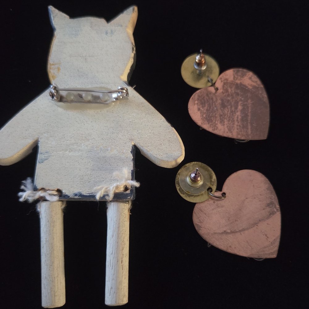 Vtg Cat Wooden Brooch & Earrings - Picture 5 of 5